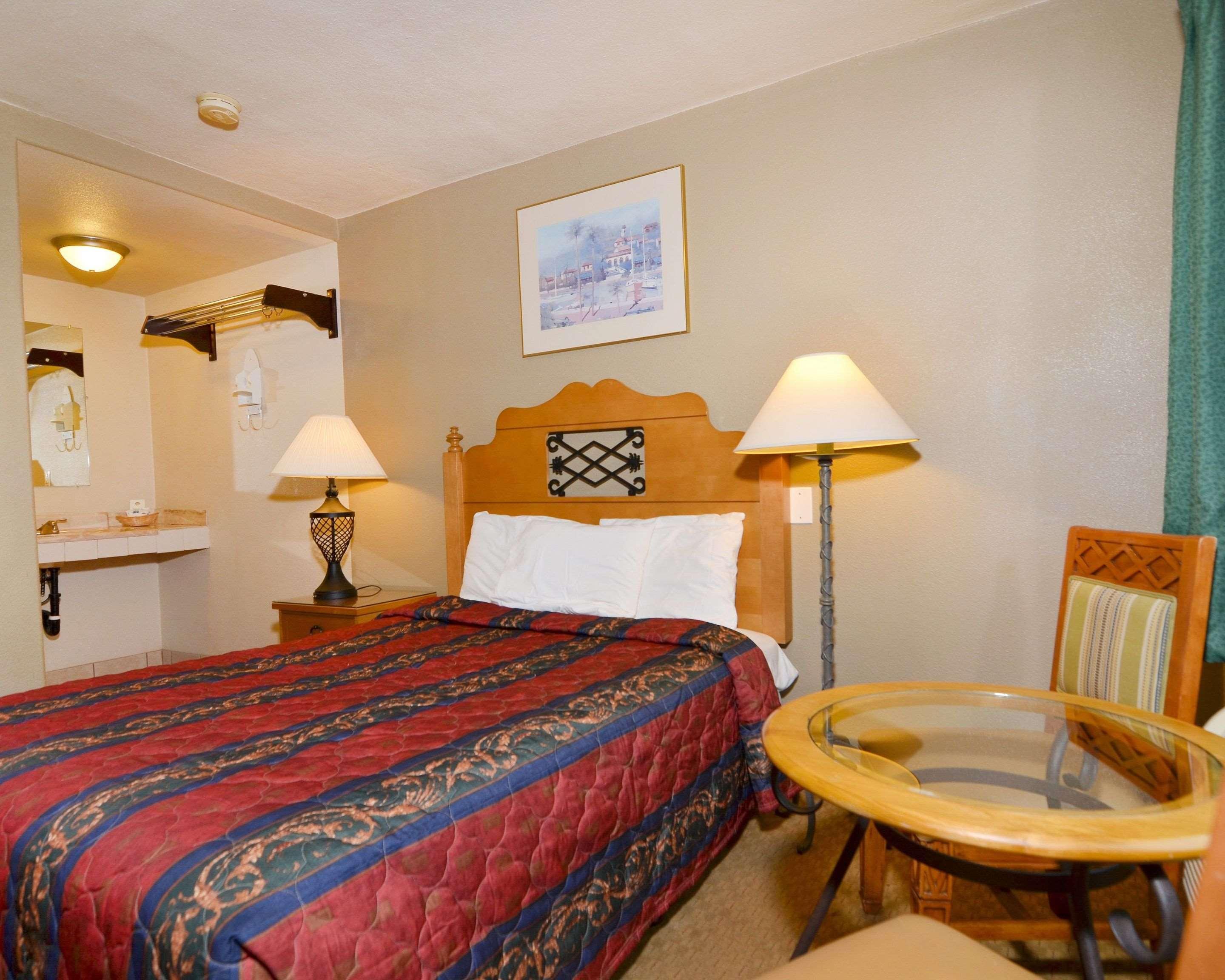 אינדיאו Rodeway Inn Near Coachella מראה חיצוני תמונה