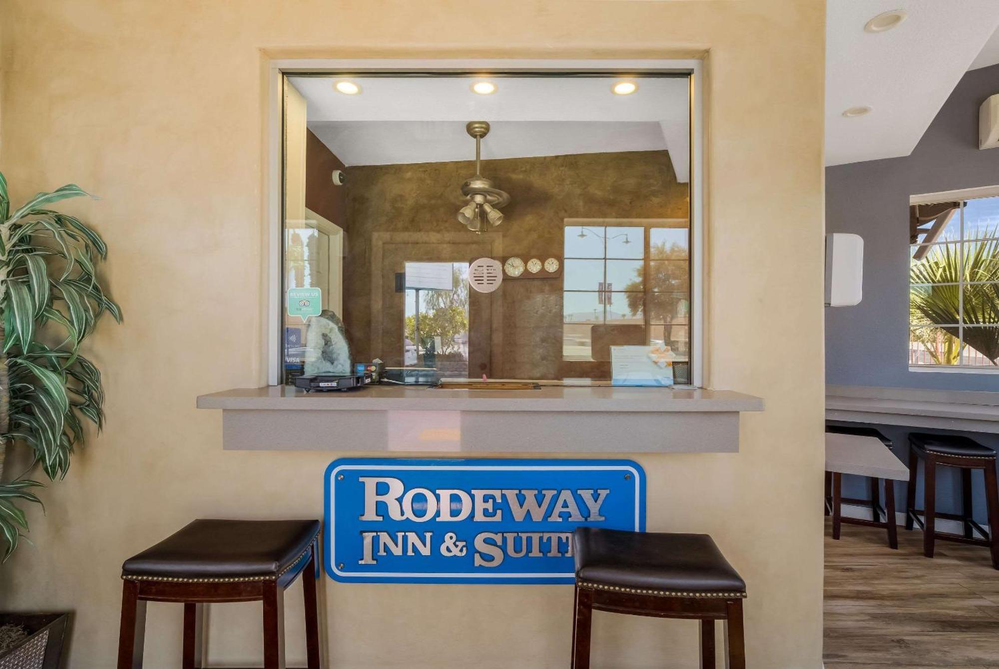 אינדיאו Rodeway Inn Near Coachella מראה חיצוני תמונה