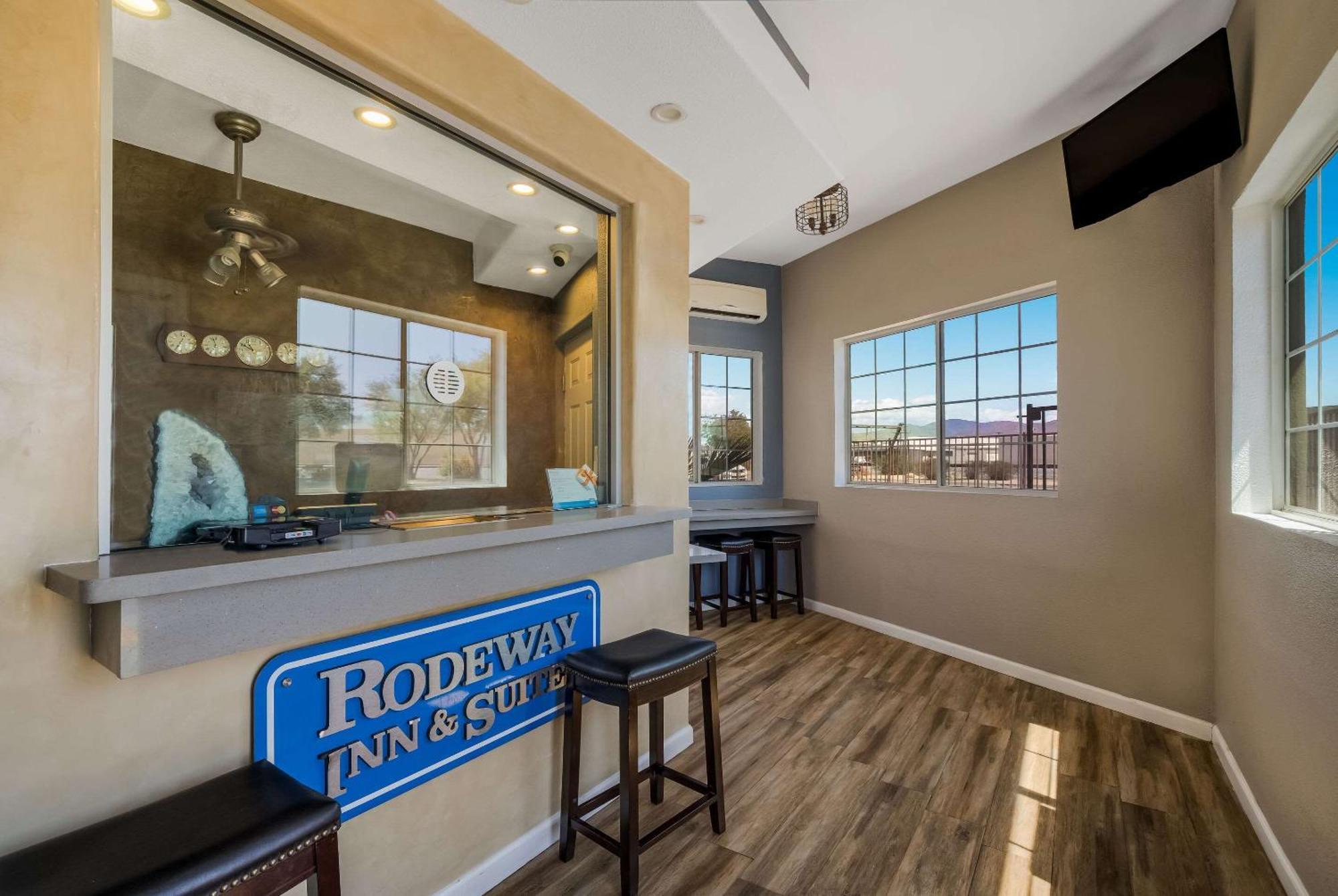 אינדיאו Rodeway Inn Near Coachella מראה חיצוני תמונה
